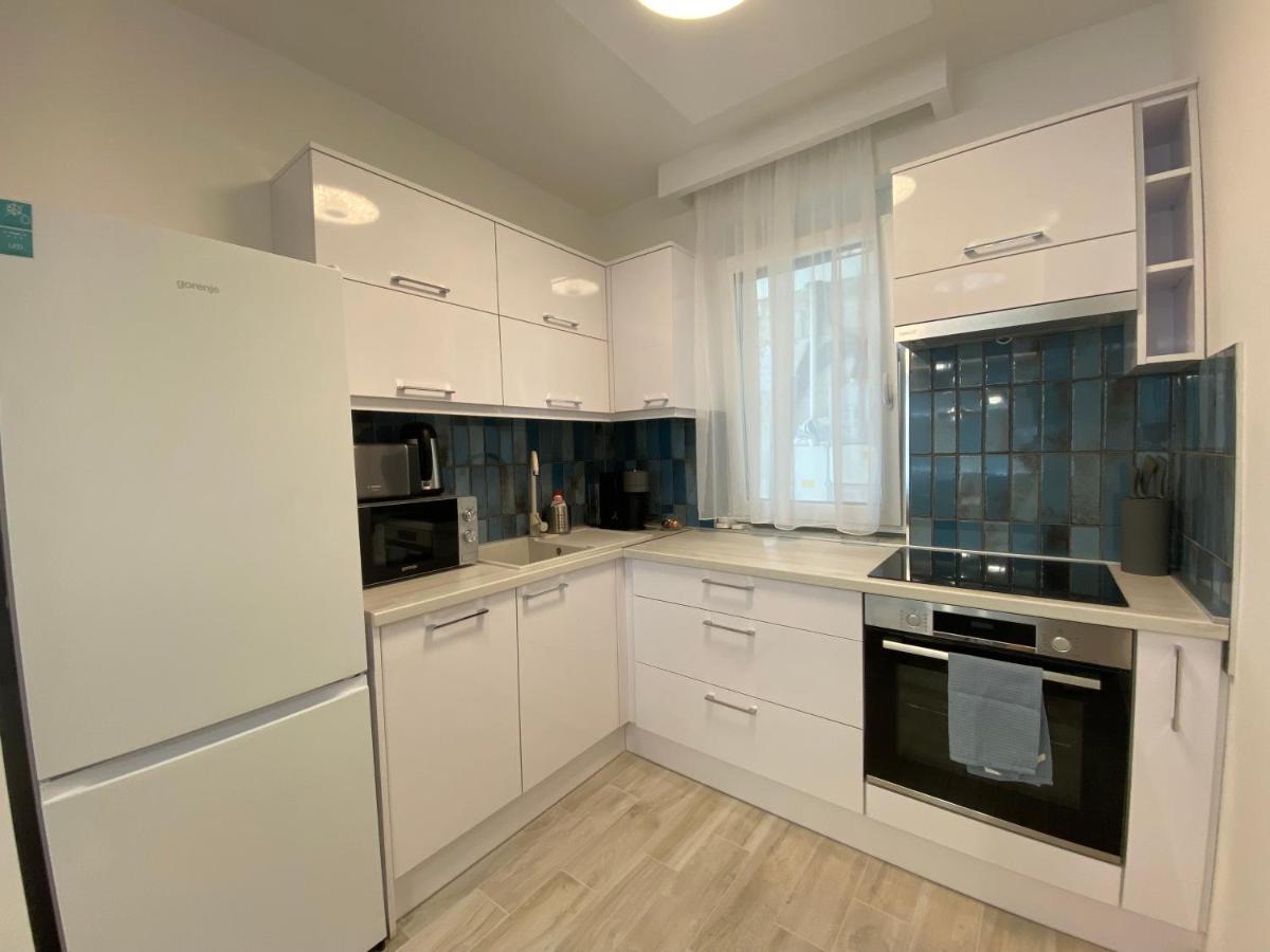 Sunshine Homes Zamardi Luaran gambar