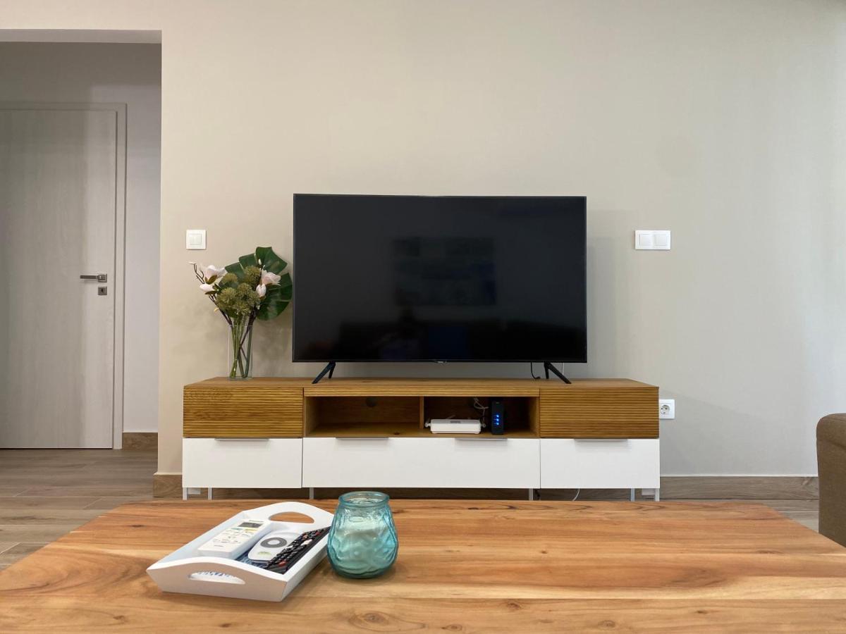 Sunshine Homes Zamardi Luaran gambar