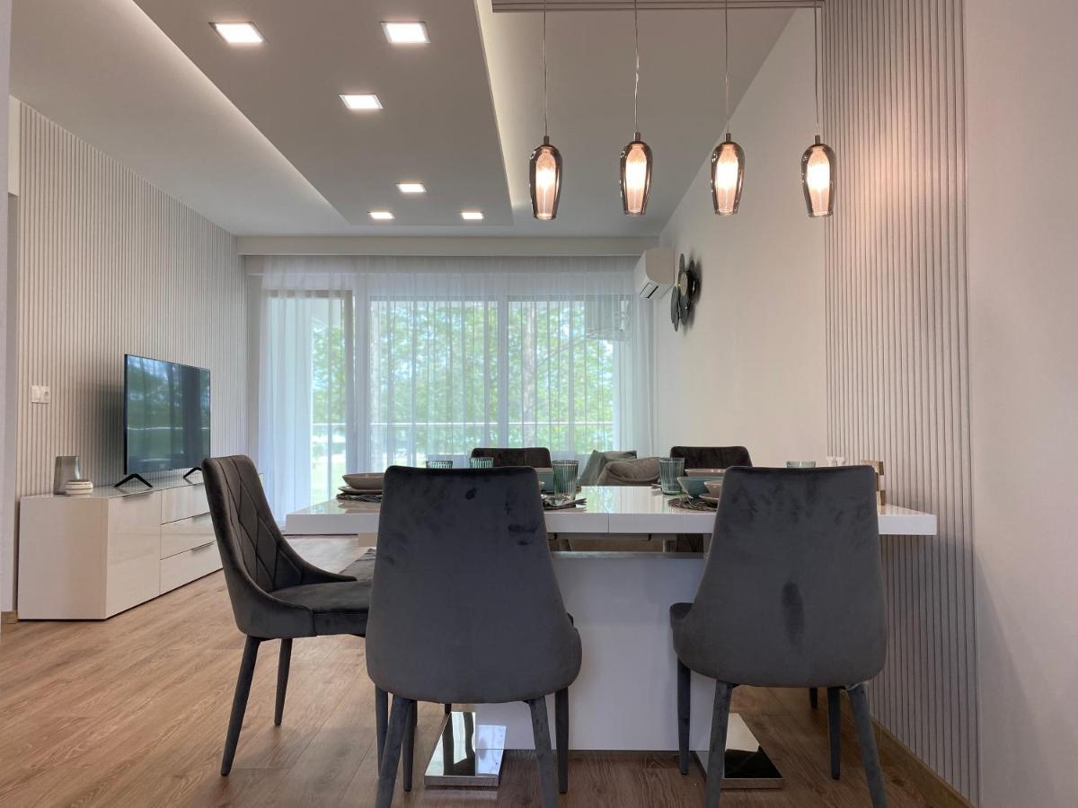 Sunshine Homes Zamardi Luaran gambar