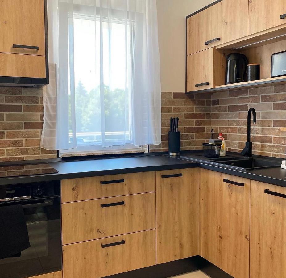 Sunshine Homes Zamardi Luaran gambar